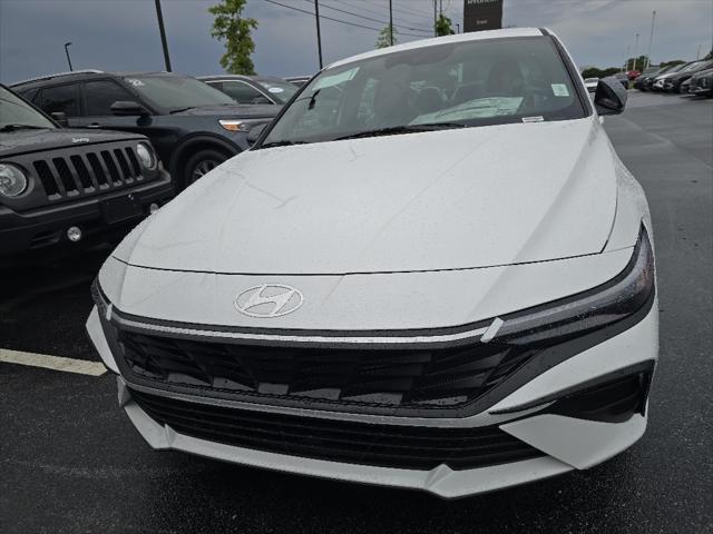 new 2025 Hyundai Elantra car, priced at $24,774