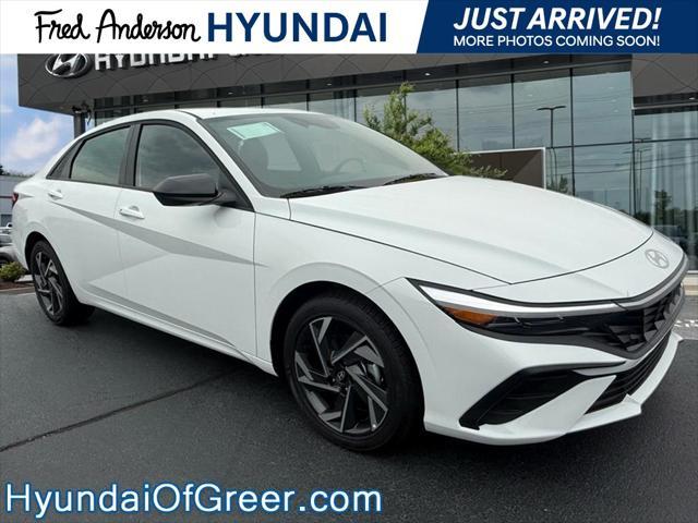 new 2025 Hyundai Elantra car, priced at $24,774