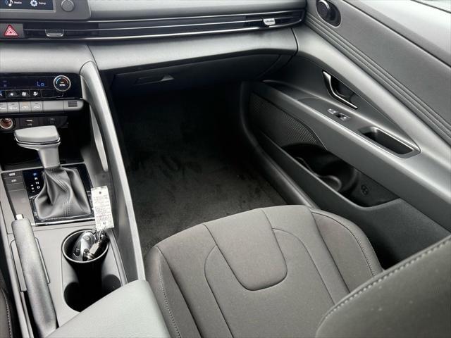 new 2025 Hyundai Elantra car, priced at $24,774
