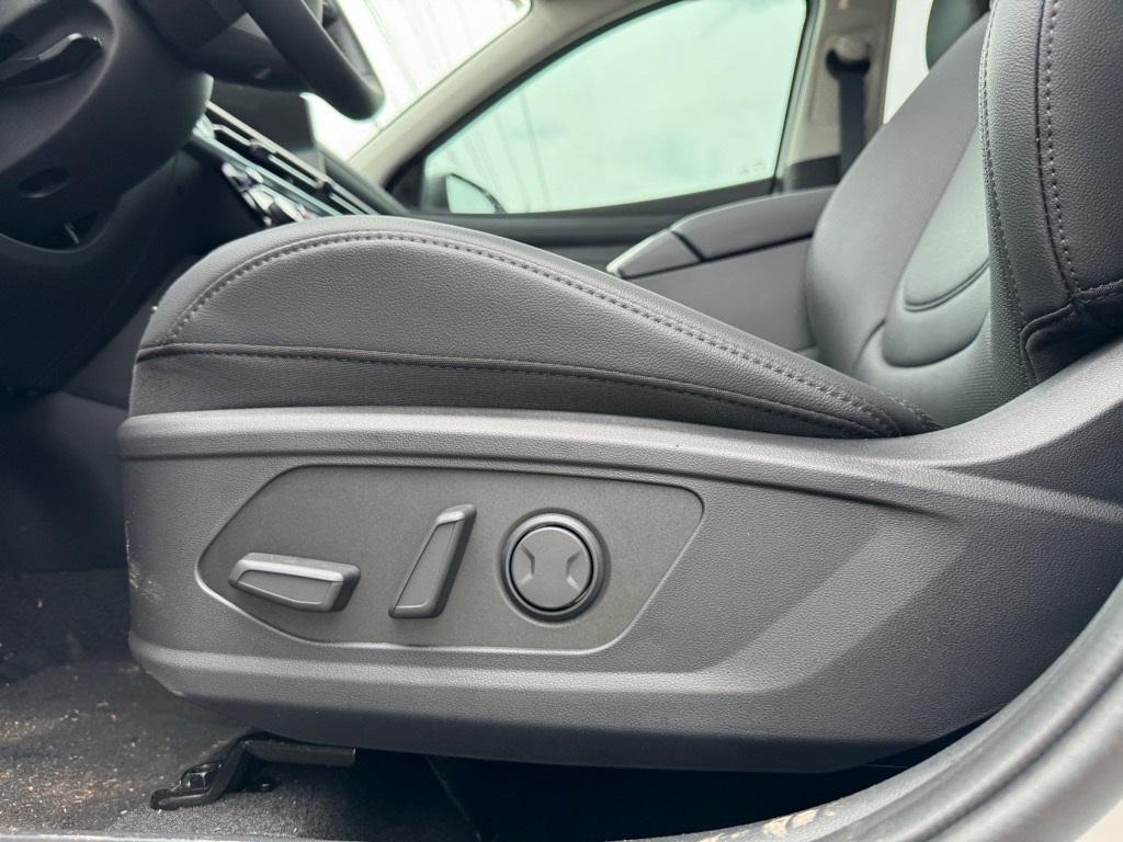 new 2025 Hyundai Tucson car, priced at $32,887
