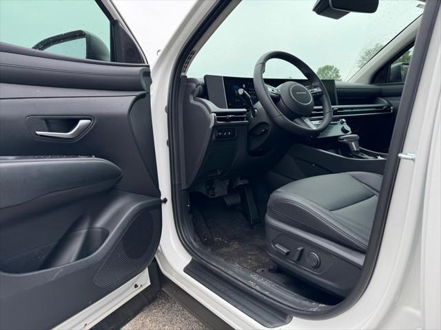new 2025 Hyundai Tucson car, priced at $34,637