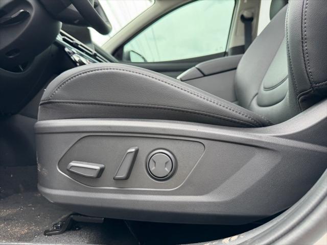 new 2025 Hyundai Tucson car, priced at $34,637
