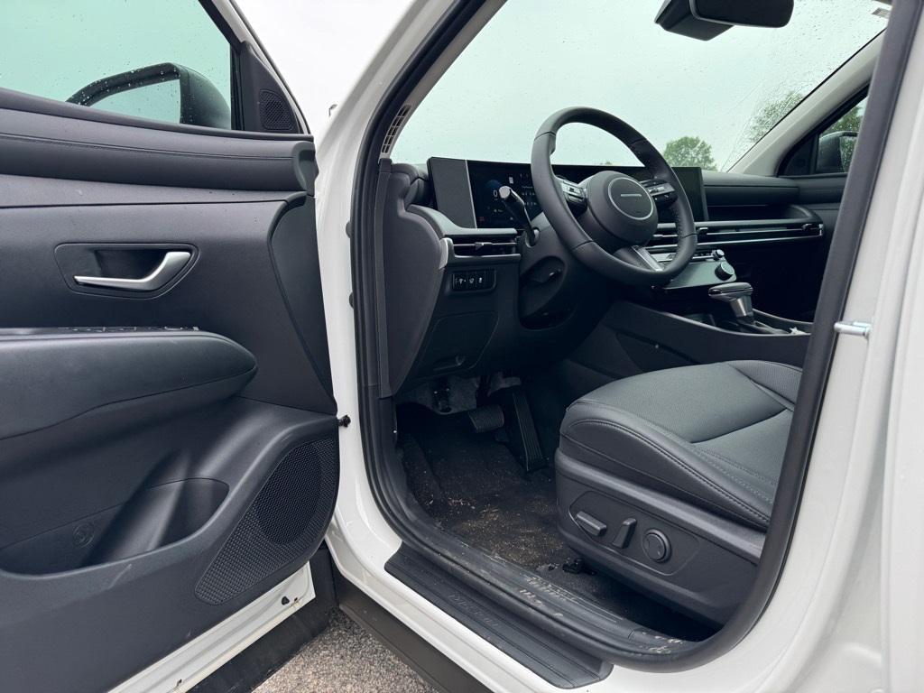 new 2025 Hyundai Tucson car, priced at $32,887