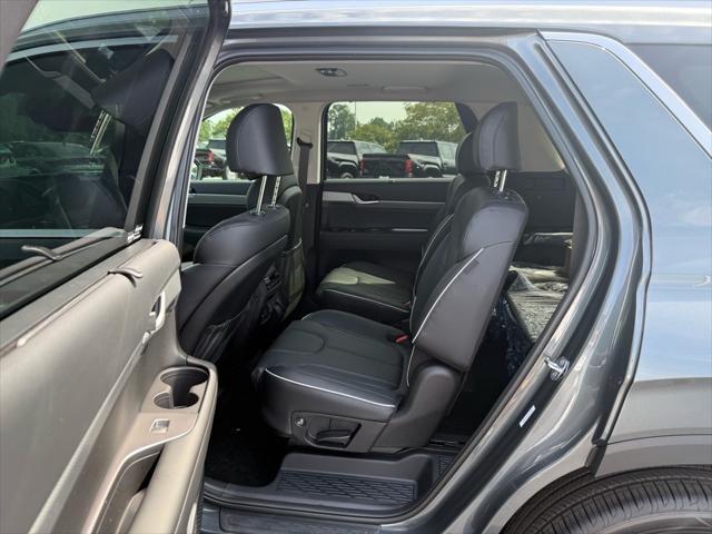 new 2025 Hyundai Palisade car, priced at $45,321