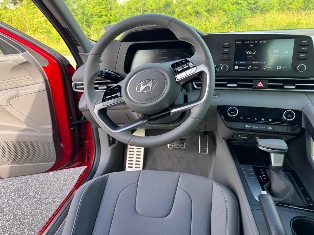 new 2025 Hyundai Elantra car, priced at $24,764