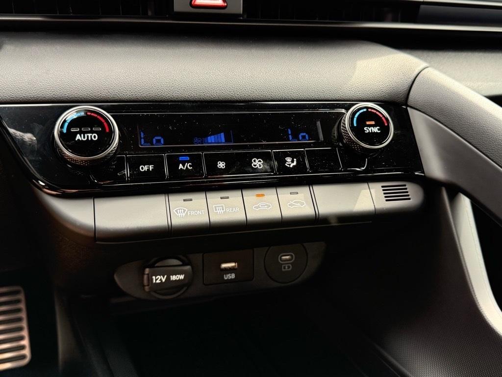 new 2025 Hyundai Elantra car, priced at $24,289