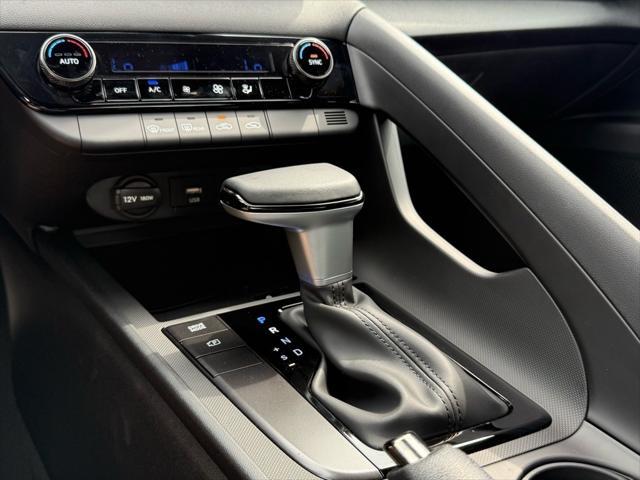 new 2025 Hyundai Elantra car, priced at $24,289