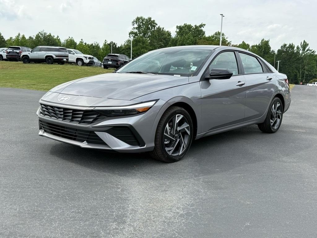 new 2025 Hyundai Elantra car, priced at $24,289