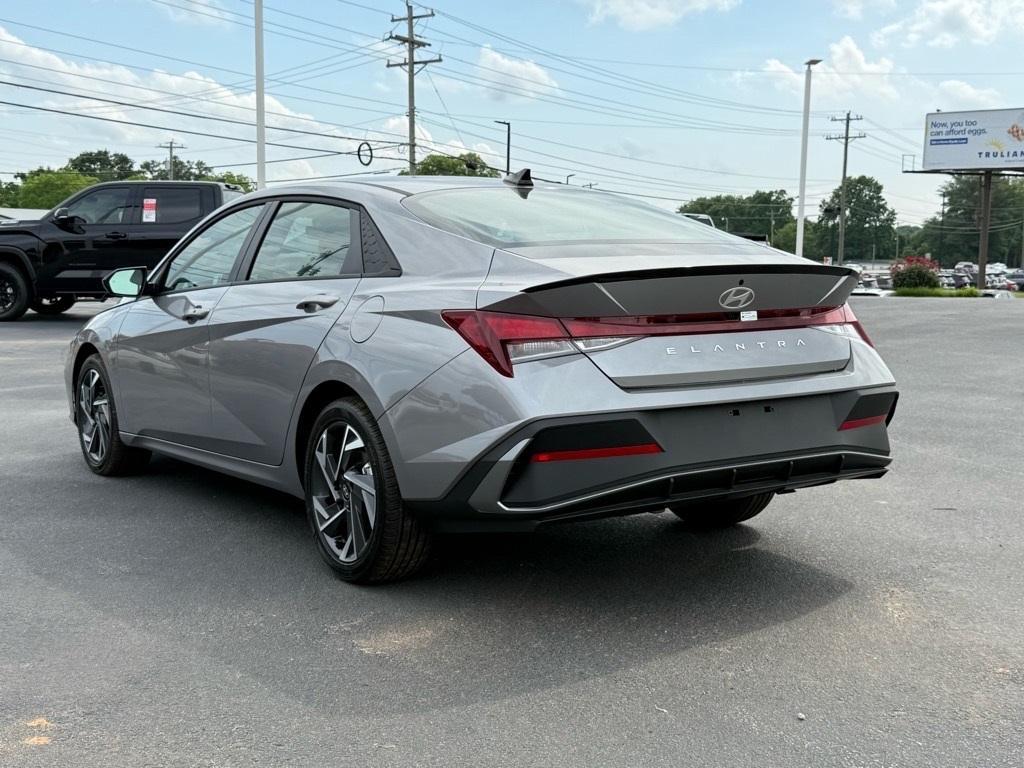 new 2025 Hyundai Elantra car, priced at $24,289