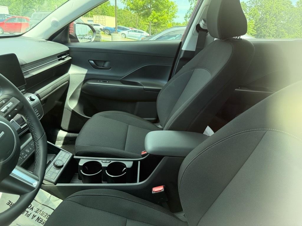 new 2025 Hyundai Kona car, priced at $28,989