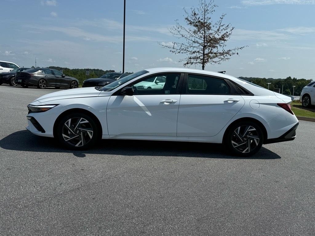 new 2025 Hyundai Elantra car, priced at $22,561