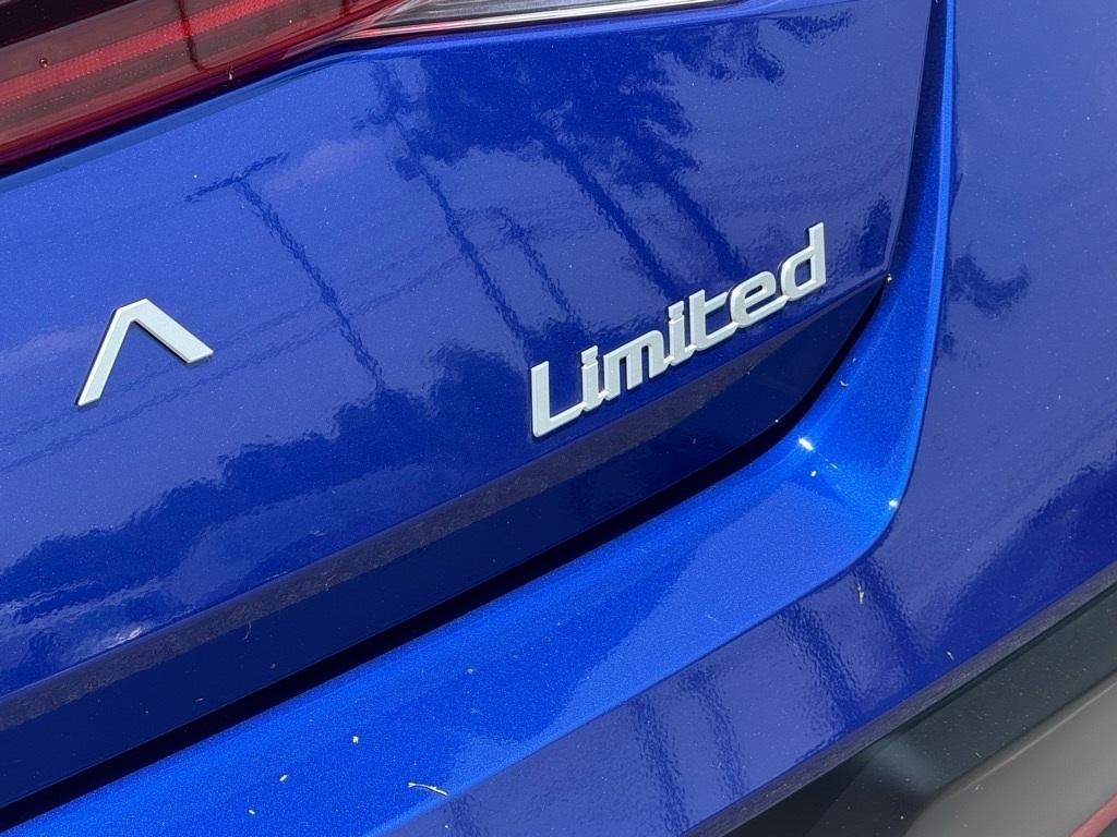 used 2024 Hyundai Elantra car, priced at $23,975