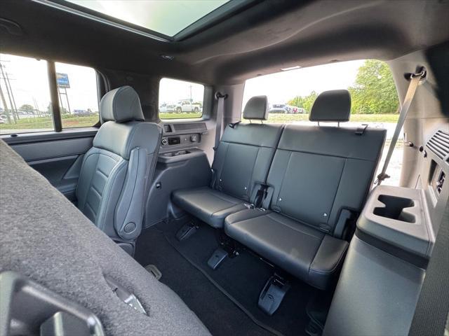 new 2025 Hyundai Santa Fe car, priced at $45,311