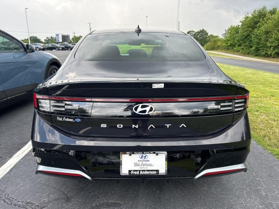 new 2024 Hyundai Sonata car, priced at $27,321