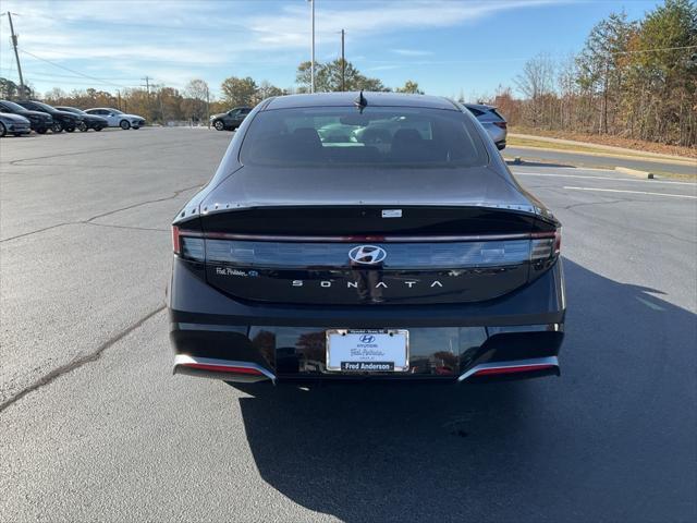 new 2024 Hyundai Sonata car, priced at $27,321