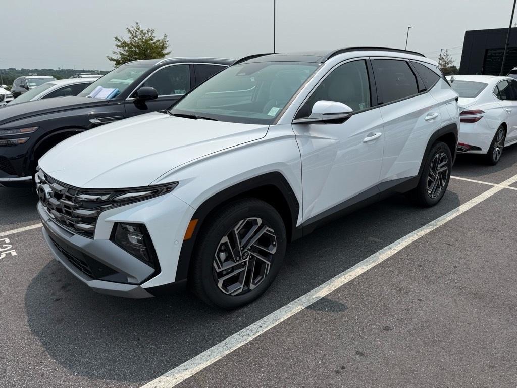 new 2025 Hyundai TUCSON Hybrid car, priced at $42,808