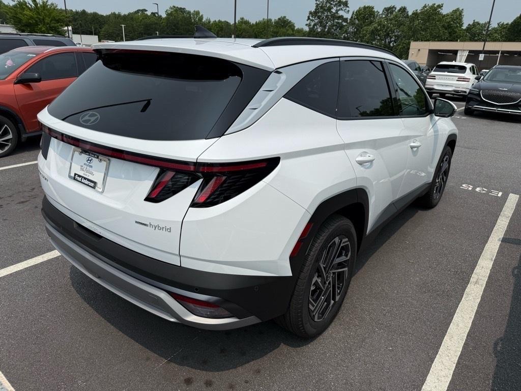 new 2025 Hyundai TUCSON Hybrid car, priced at $42,808