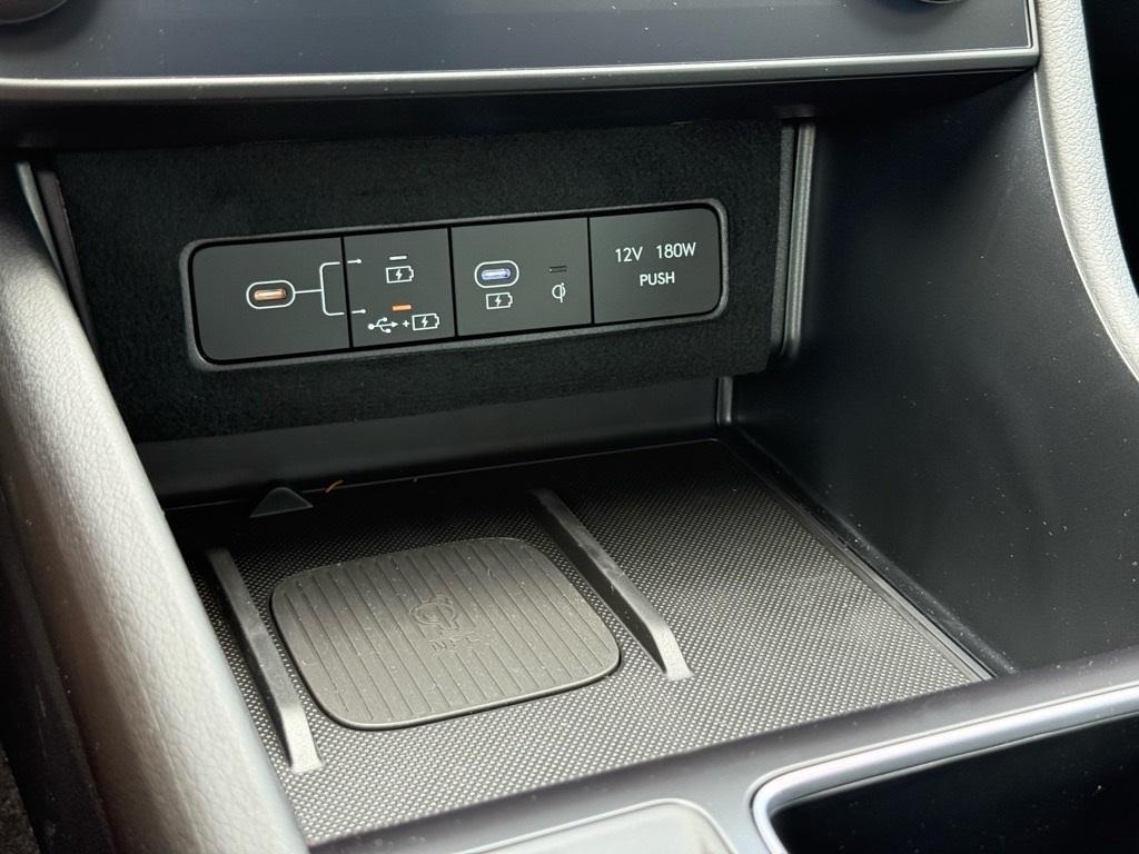 new 2025 Hyundai Sonata Hybrid car, priced at $32,257
