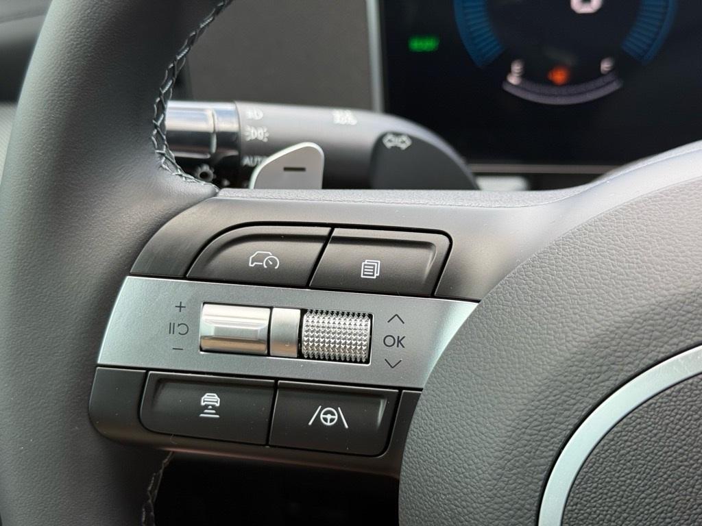 new 2025 Hyundai Sonata Hybrid car, priced at $32,257