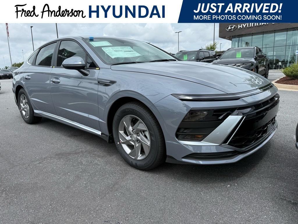 new 2025 Hyundai Sonata car, priced at $24,729