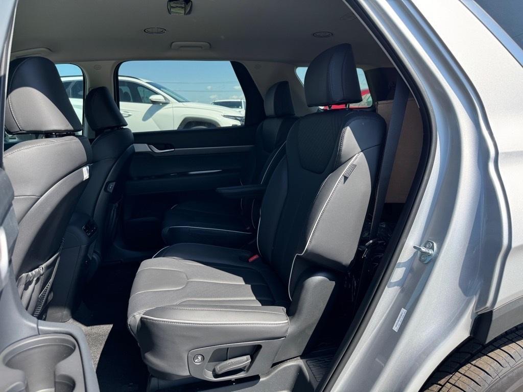 new 2025 Hyundai Palisade car, priced at $42,764