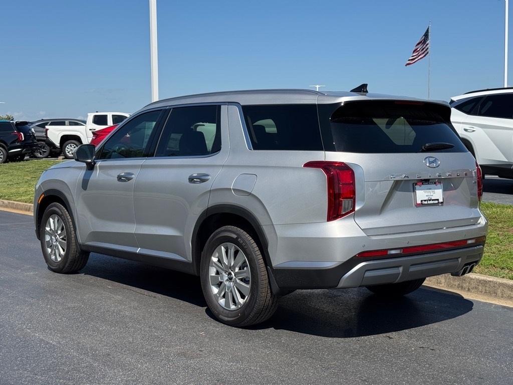 new 2025 Hyundai Palisade car, priced at $42,764