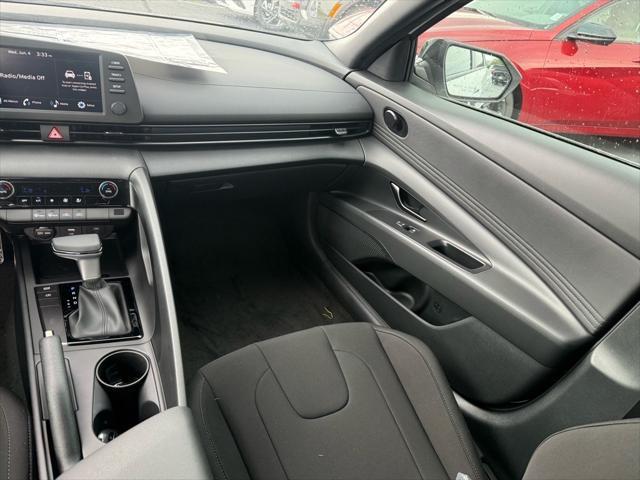 new 2025 Hyundai Elantra car, priced at $24,774
