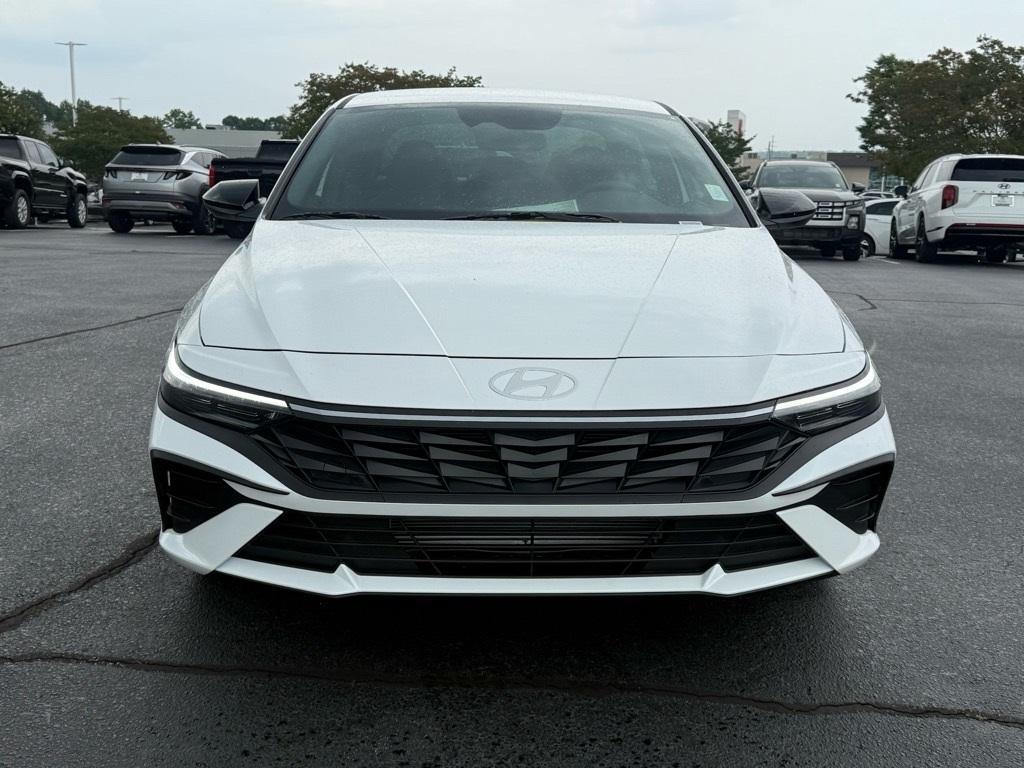 new 2025 Hyundai Elantra car, priced at $24,774