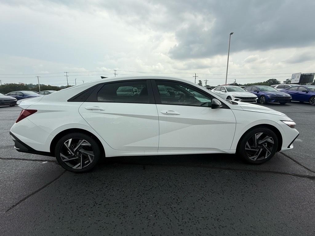 new 2025 Hyundai Elantra car, priced at $24,774