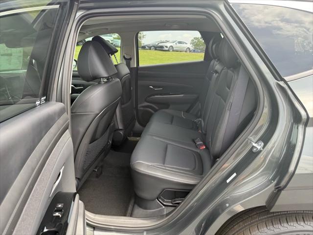 new 2025 Hyundai TUCSON Hybrid car, priced at $42,322