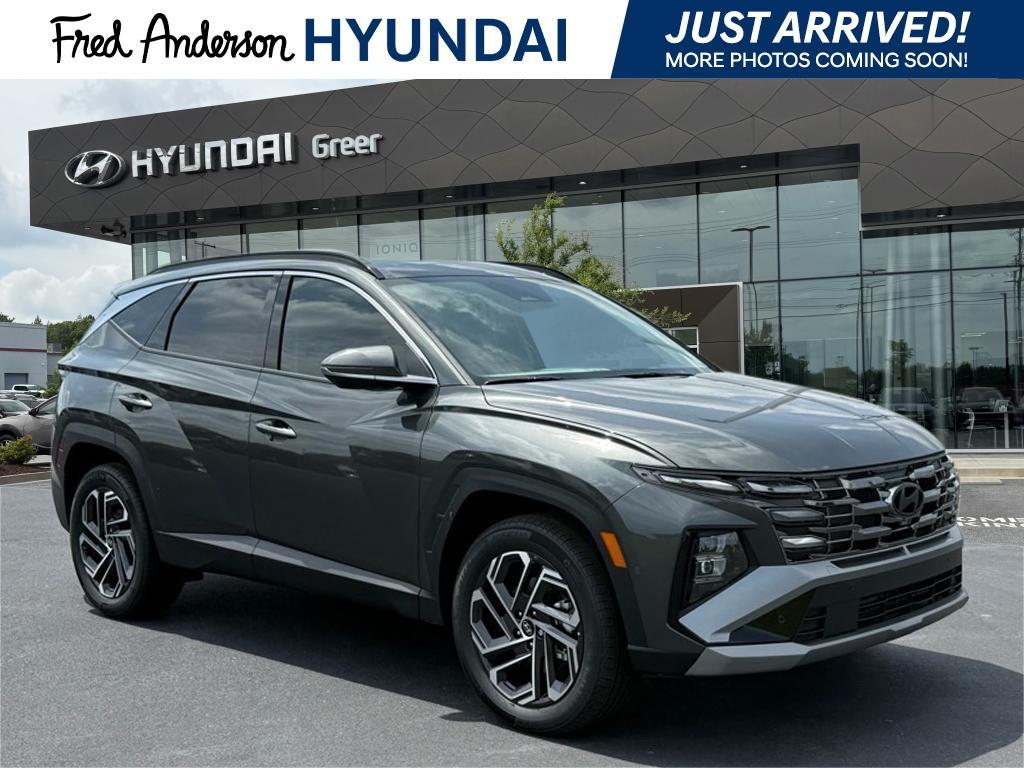 new 2025 Hyundai TUCSON Hybrid car, priced at $42,322