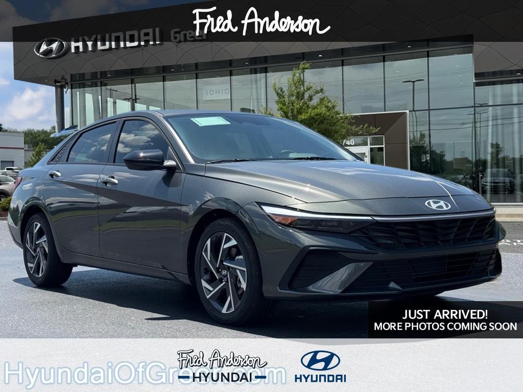 new 2025 Hyundai Elantra car, priced at $24,278