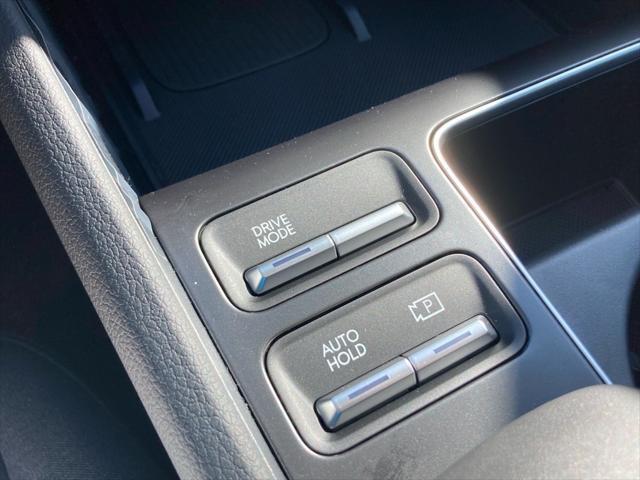 new 2025 Hyundai Sonata Hybrid car, priced at $32,303