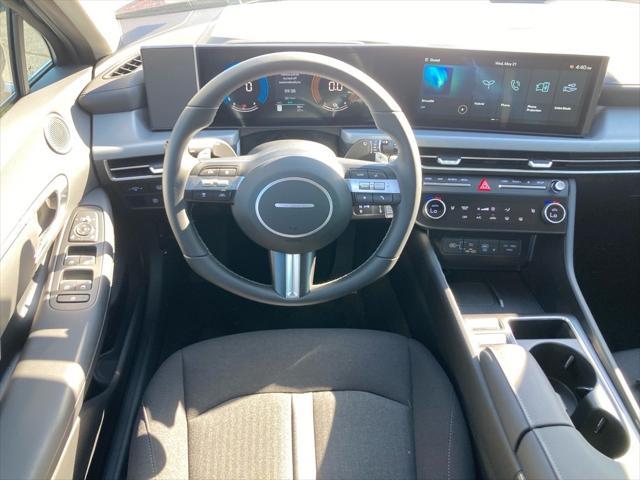 new 2025 Hyundai Sonata Hybrid car, priced at $32,303