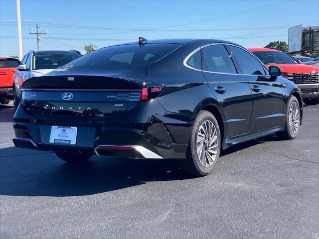 new 2025 Hyundai Sonata Hybrid car, priced at $32,303