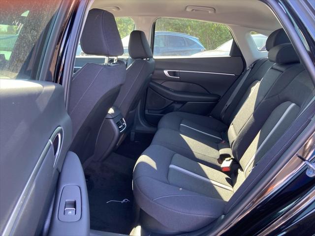 new 2025 Hyundai Sonata Hybrid car, priced at $32,303