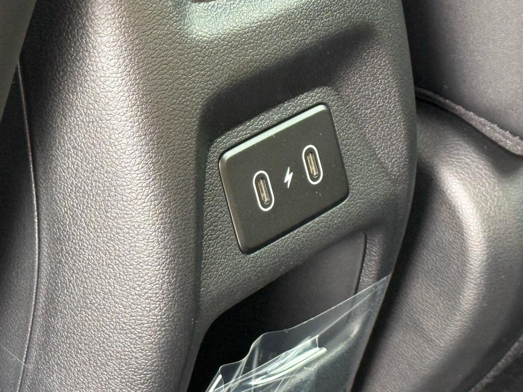 new 2025 Hyundai Venue car, priced at $25,457