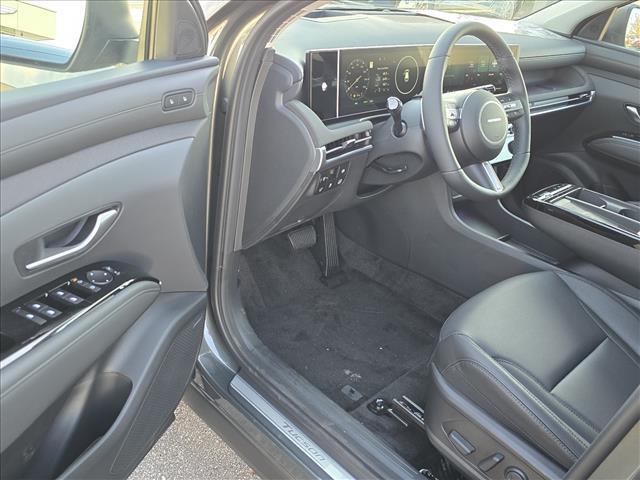 new 2025 Hyundai TUCSON Hybrid car, priced at $42,829