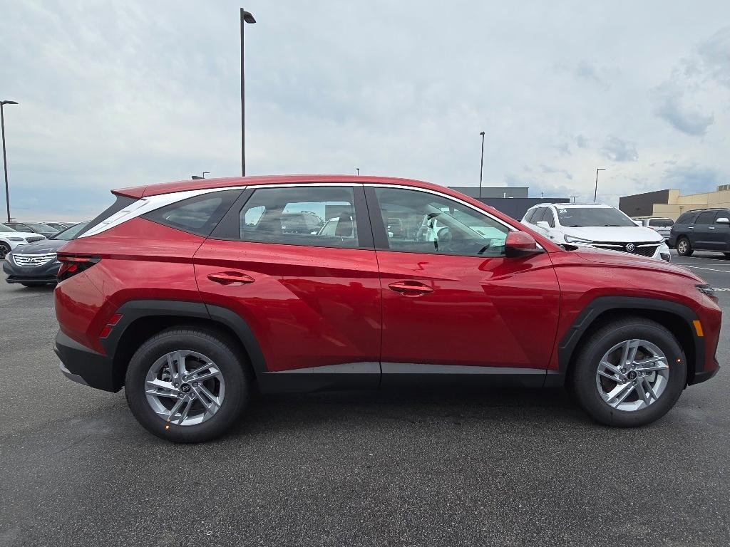 new 2025 Hyundai Tucson car, priced at $30,401