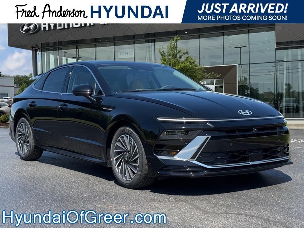 new 2025 Hyundai Sonata Hybrid car, priced at $38,514