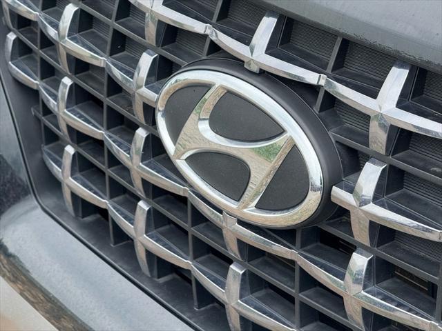 used 2022 Hyundai Venue car, priced at $19,185