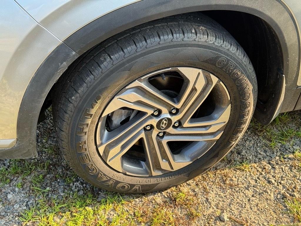 used 2023 Hyundai Santa Fe car, priced at $22,559
