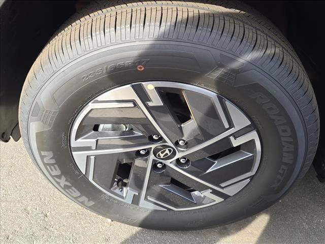 new 2026 Hyundai TUCSON Hybrid car, priced at $31,381