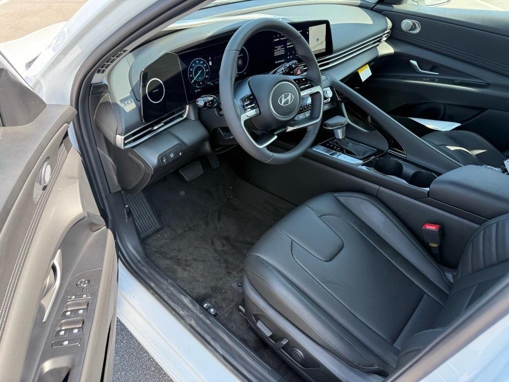 new 2025 Hyundai ELANTRA HEV car, priced at $31,316