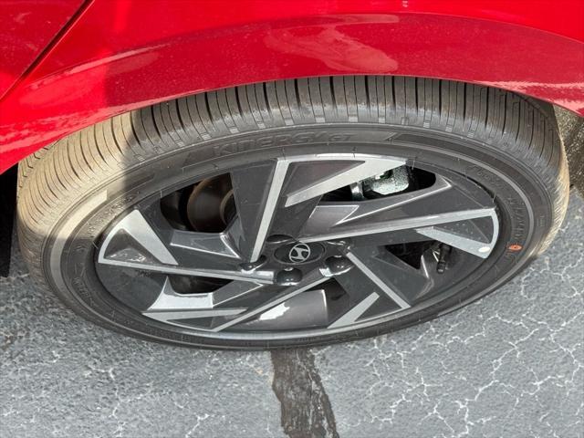 new 2025 Hyundai Elantra car, priced at $27,309