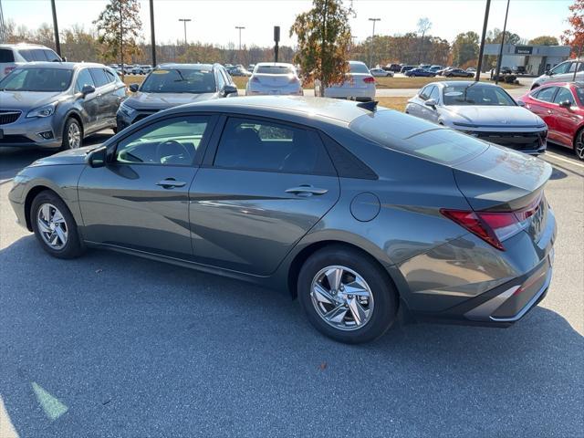 new 2024 Hyundai Elantra car, priced at $21,115