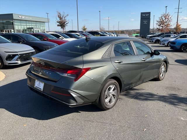 new 2024 Hyundai Elantra car, priced at $21,115