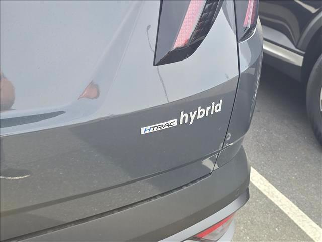 new 2026 Hyundai TUCSON Hybrid car, priced at $40,209