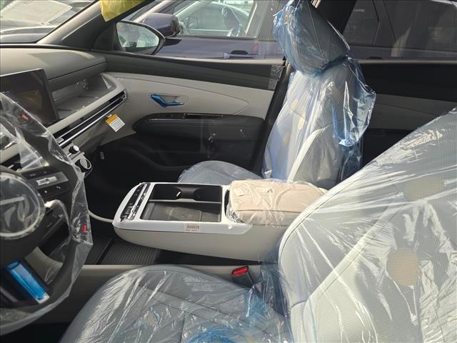 new 2026 Hyundai TUCSON Hybrid car, priced at $40,209