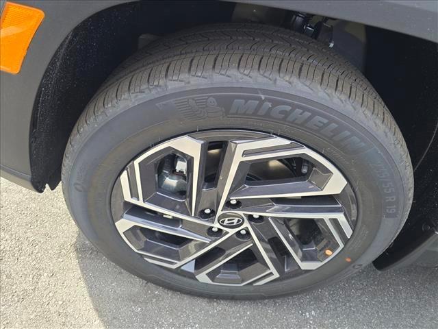 new 2026 Hyundai TUCSON Hybrid car, priced at $40,209